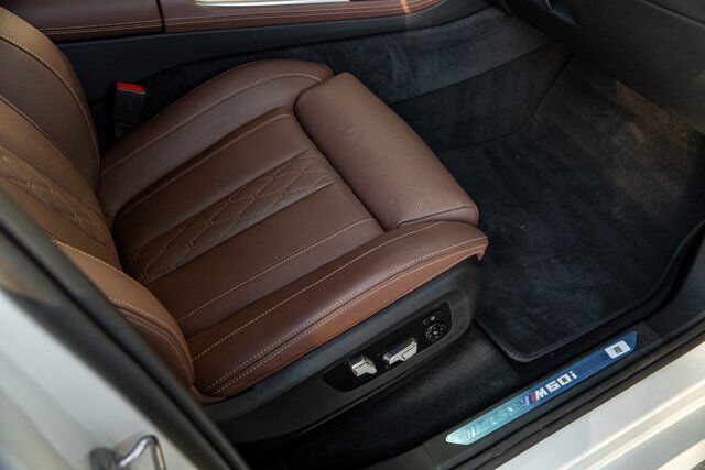 2025 BMW X7 M60i  Selma TX