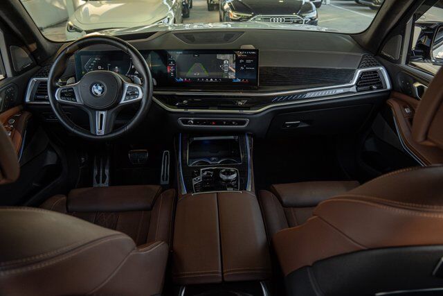 2025 BMW X7 M60i  Selma TX