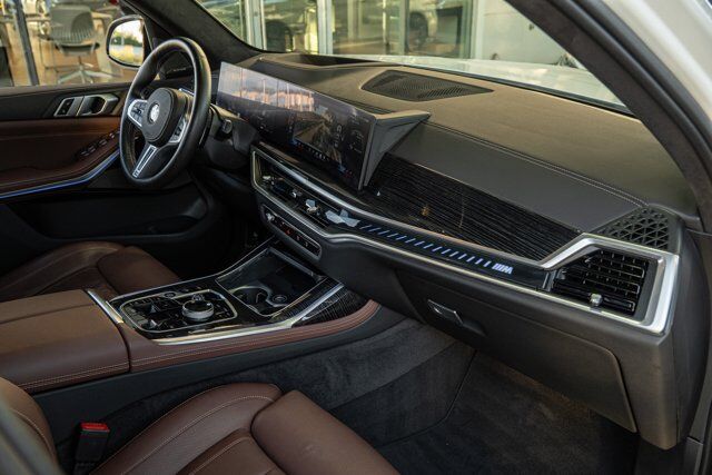 2025 BMW X7 M60i  Selma TX
