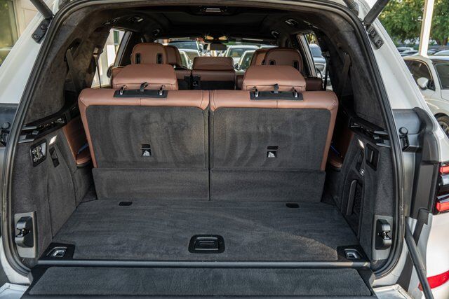 2025 BMW X7 M60i  Selma TX