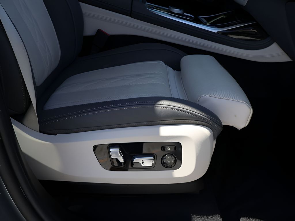 2025 BMW X7 M60i San Clemente CA