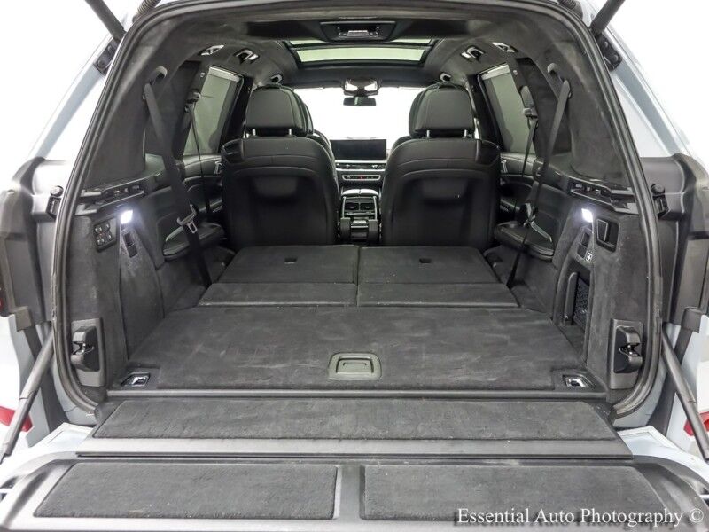 2025 BMW X7 M60i Willowbrook IL