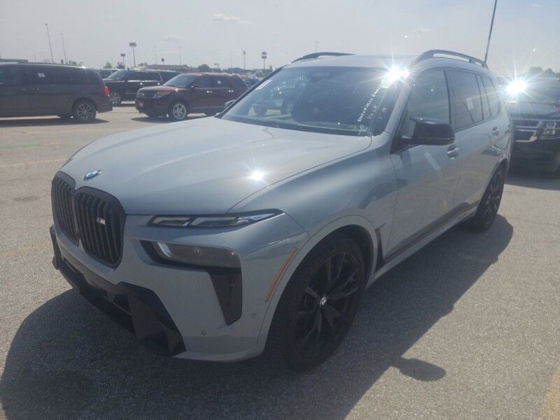 2025 BMW X7 M60i Willowbrook IL
