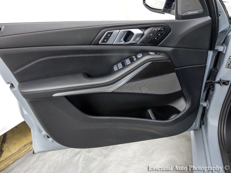 2025 BMW X7 M60i Willowbrook IL