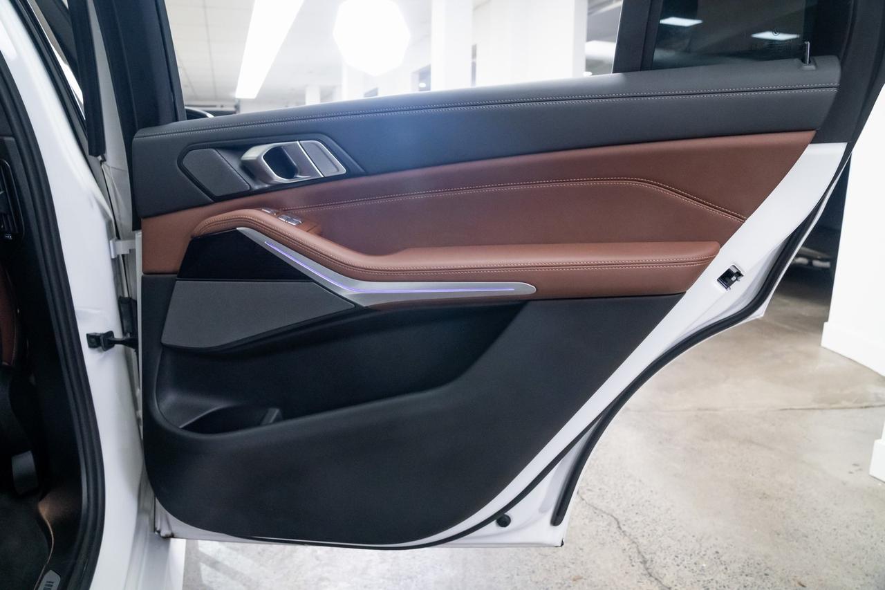 2025 BMW X7 xDrive40i 1 Owner M Sport Package Premium Package Portland OR