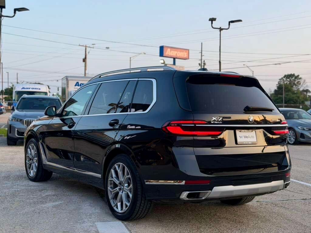 2025 BMW X7 xDrive40i