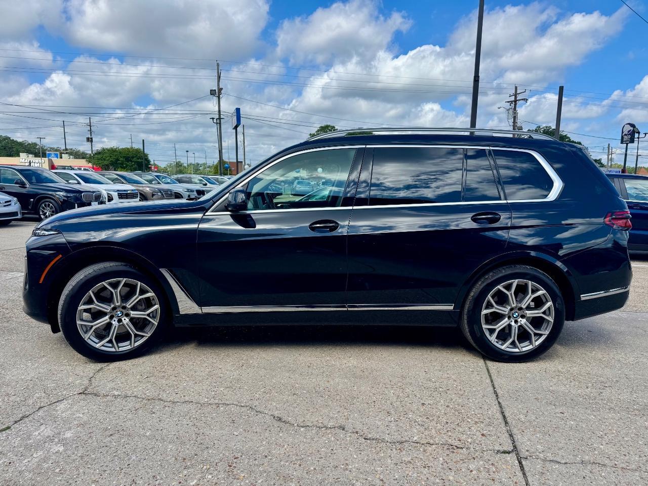 2025 BMW X7 xDrive40i