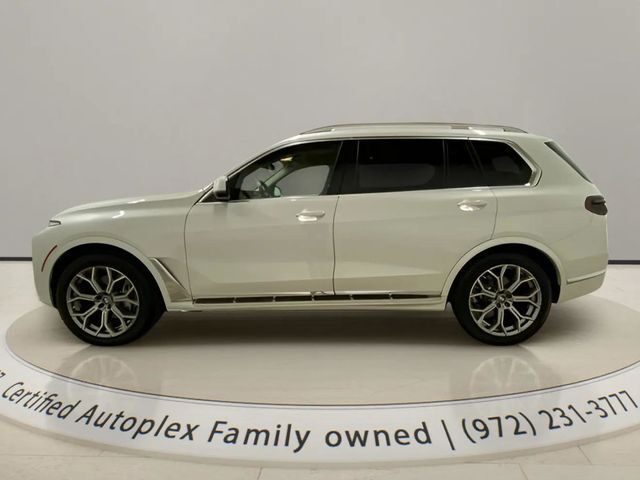 2025 BMW X7 xDrive40i