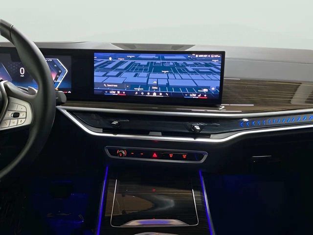 2025 BMW X7 40i - Photo 15