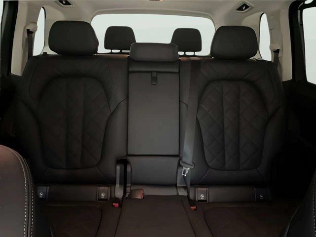 2025 BMW X7 40i - Photo 40