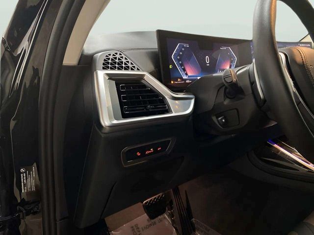 2025 BMW X7 40i - Photo 23