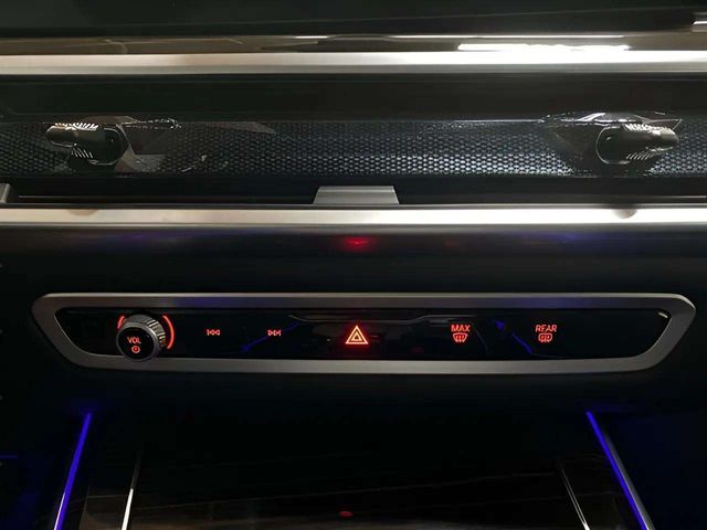 2025 BMW X7 40i - Photo 85