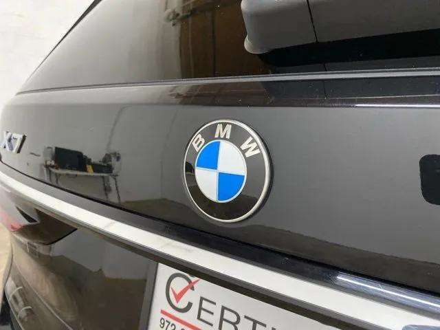 2025 BMW X7 40i - Photo 111