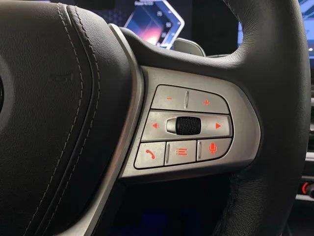 2025 BMW X7 40i - Photo 68