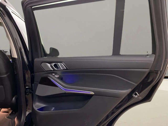 2025 BMW X7 40i - Photo 47