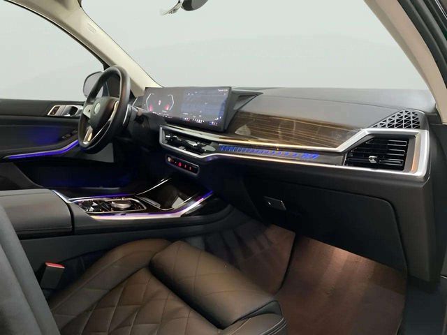2025 BMW X7 40i - Photo 54