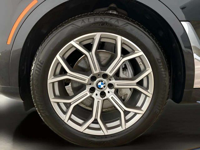 2025 BMW X7 40i - Photo 102