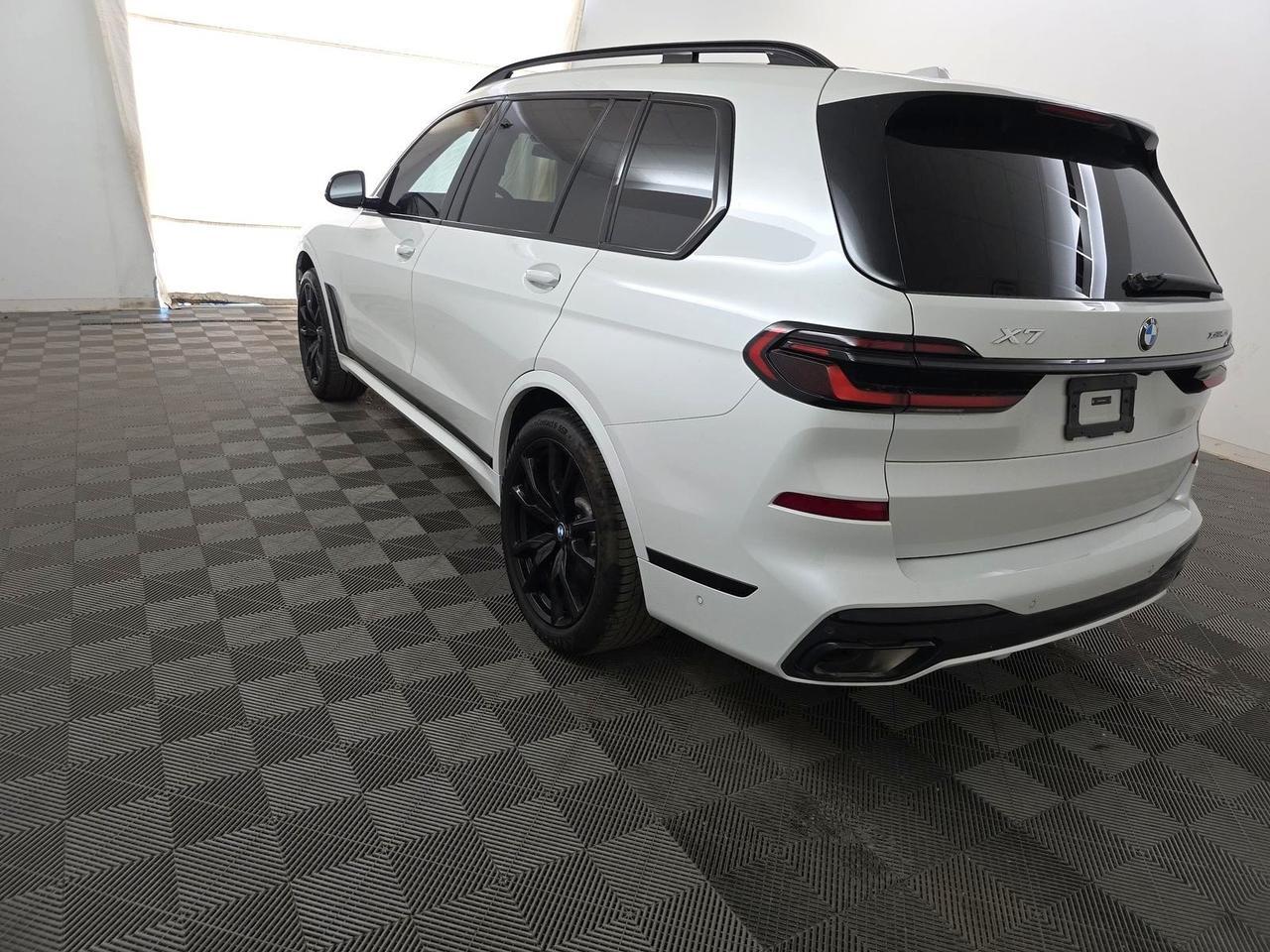 2025 BMW X7 xDrive40i Harman Kardon Sound Soft-Close Doors Portland OR