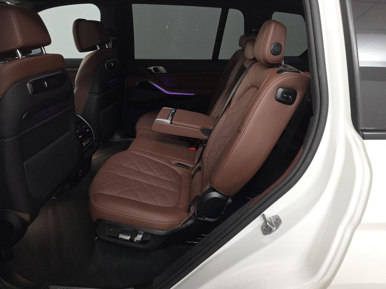 2025 BMW X7 xDrive40i Harman Kardon Sound Soft-Close Doors Portland OR