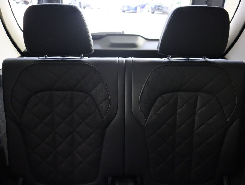 2025 BMW X7 xDrive40i Premium w/Climate Comfort/Parking Assist Maumee OH