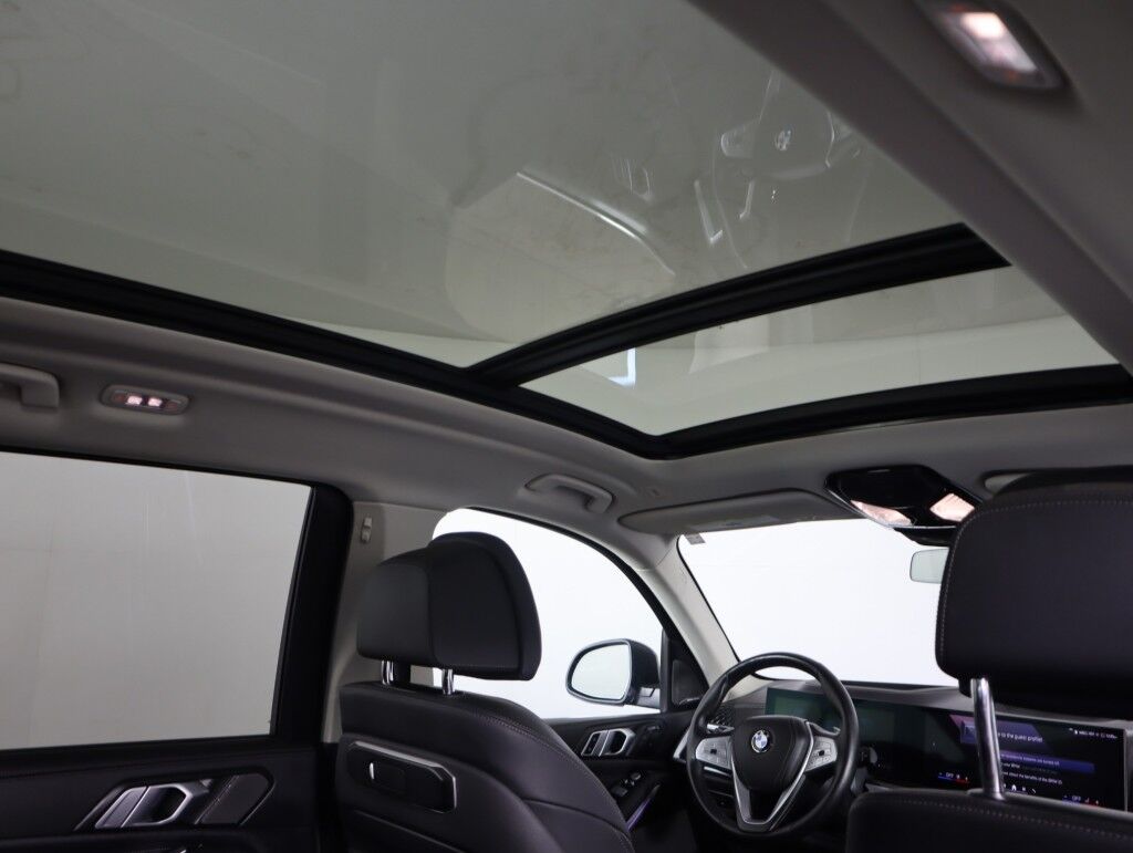 2025 BMW X7 xDrive40i Premium w/Climate Comfort/Parking Assist Maumee OH