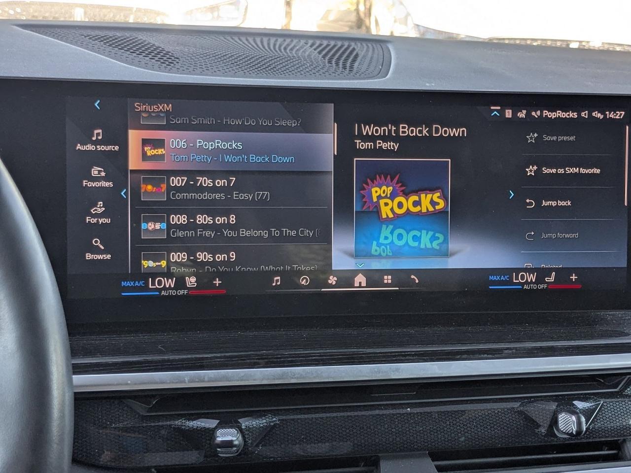 2025 BMW X7 xDrive40i