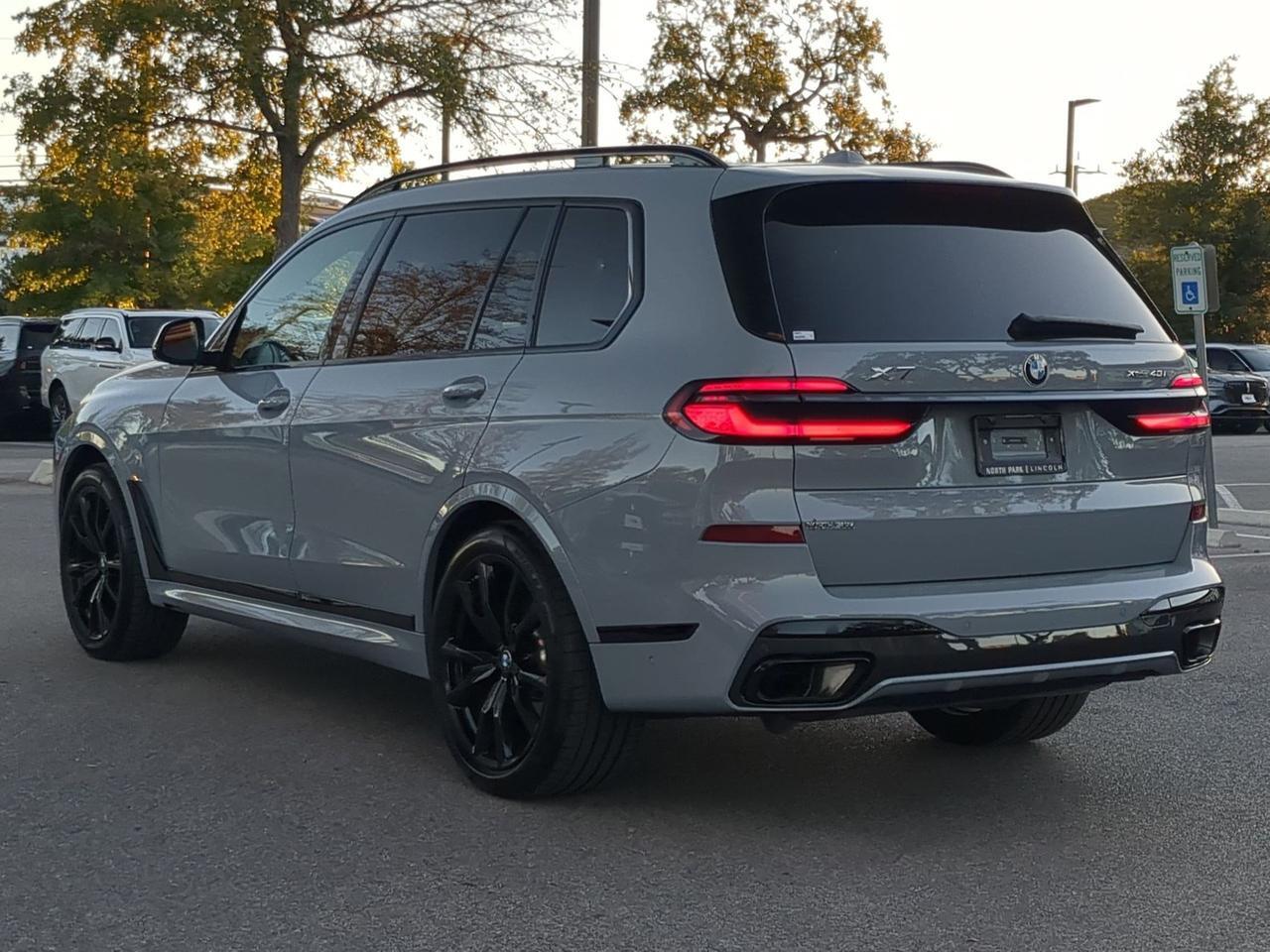 2025 BMW X7 xDrive40i