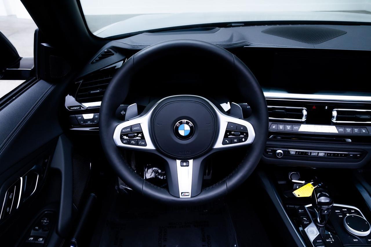 2025 BMW Z4 sDrive M40i Premium Package Driving Assist Package Portland OR