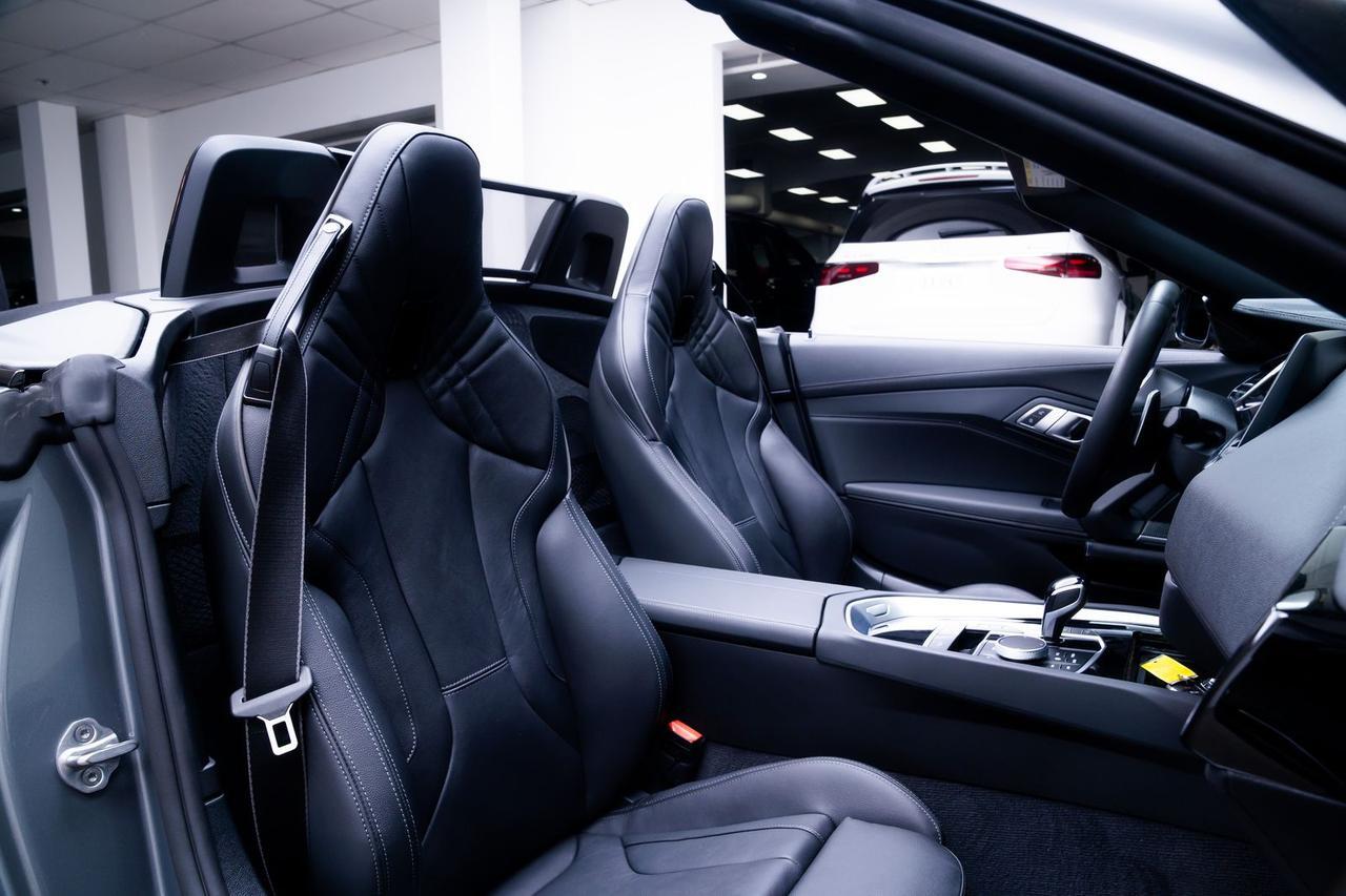 2025 BMW Z4 sDrive M40i Premium Package Driving Assist Package Portland OR