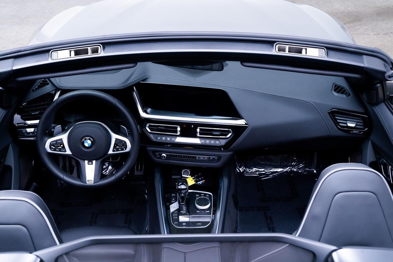 2025 BMW Z4 sDrive M40i Premium Package Driving Assist Package Portland OR