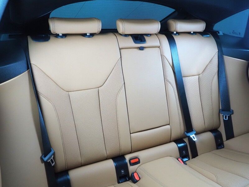 2025 BMW i4 eDrive40 Gran Coupe *NAVIGATION, CURVED DISPLAY, SAFETY ALERTS, BACKUP-CAMERA, COLOR TOUCHSCREEN, MOONROOF, HEATED SEATS/STEERING, COMFORT ACCESS, POWER LIFTGATE, WIRELESS CHARGING, ANDROID & APPLE Round Rock TX