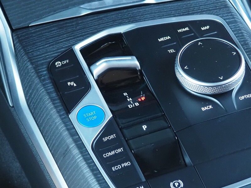 2025 BMW i4 eDrive40 Gran Coupe *NAVIGATION, CURVED DISPLAY, SAFETY ALERTS, BACKUP-CAMERA, COLOR TOUCHSCREEN, MOONROOF, HEATED SEATS/STEERING, COMFORT ACCESS, POWER LIFTGATE, WIRELESS CHARGING, ANDROID & APPLE Round Rock TX