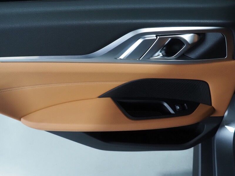 2025 BMW i4 eDrive40 Gran Coupe *NAVIGATION, CURVED DISPLAY, SAFETY ALERTS, BACKUP-CAMERA, COLOR TOUCHSCREEN, MOONROOF, HEATED SEATS/STEERING, COMFORT ACCESS, POWER LIFTGATE, WIRELESS CHARGING, ANDROID & APPLE Round Rock TX