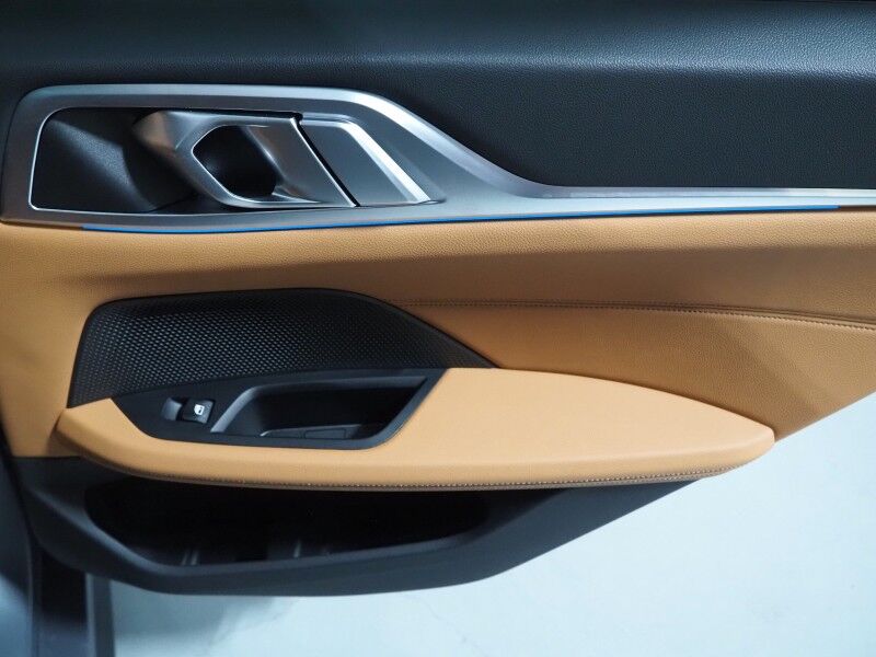 2025 BMW i4 eDrive40 Gran Coupe *NAVIGATION, CURVED DISPLAY, SAFETY ALERTS, BACKUP-CAMERA, COLOR TOUCHSCREEN, MOONROOF, HEATED SEATS/STEERING, COMFORT ACCESS, POWER LIFTGATE, WIRELESS CHARGING, ANDROID & APPLE Round Rock TX