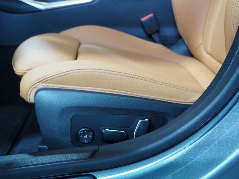 2025 BMW i4 eDrive40 Gran Coupe *NAVIGATION, CURVED DISPLAY, SAFETY ALERTS, BACKUP-CAMERA, COLOR TOUCHSCREEN, MOONROOF, HEATED SEATS/STEERING, COMFORT ACCESS, POWER LIFTGATE, WIRELESS CHARGING, ANDROID & APPLE Round Rock TX