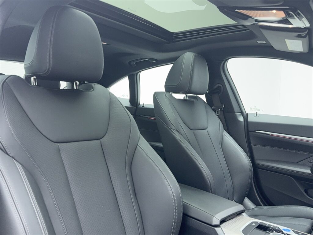 2025 BMW i4 eDrive40 NAV,CAM,SUNROOF,HTD STS,BLIND SPOT Plano TX