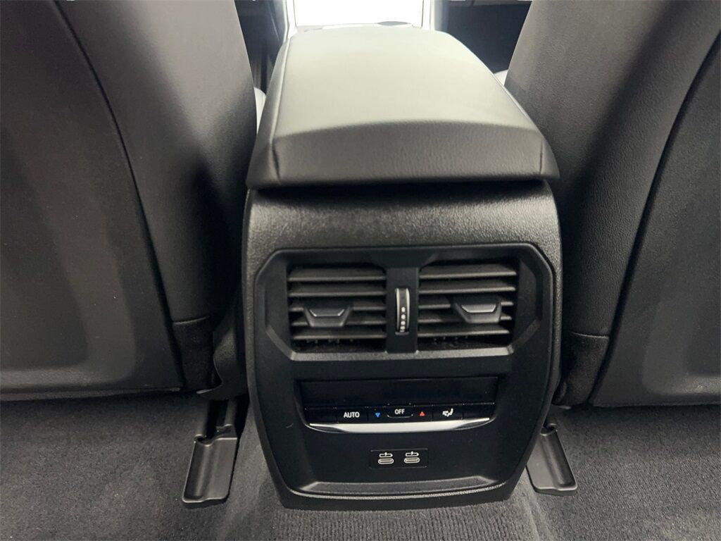 2025 BMW i4 eDrive40 NAV,CAM,SUNROOF,HTD STS,BLIND SPOT Irving TX
