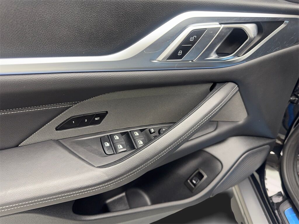 2025 BMW i4 eDrive40 NAV,CAM,SUNROOF,HTD STS,BLIND SPOT Irving TX