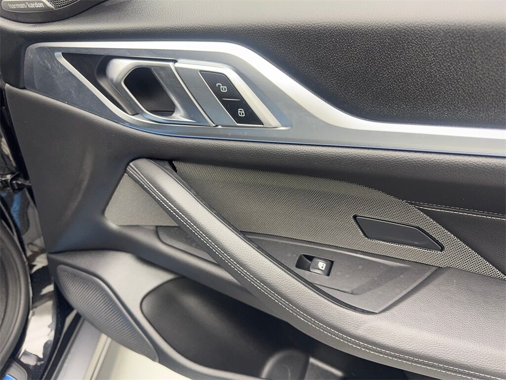 2025 BMW i4 eDrive40 NAV,CAM,SUNROOF,HTD STS,BLIND SPOT Irving TX