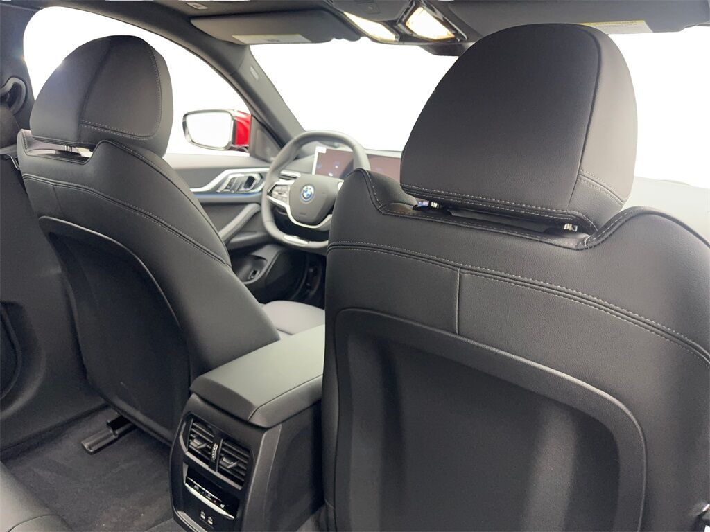 2025 BMW i4 eDrive40 NAV,CAM,SUNROOF,HTD STS,BLIND SPOT,18&quot; WL Irving TX