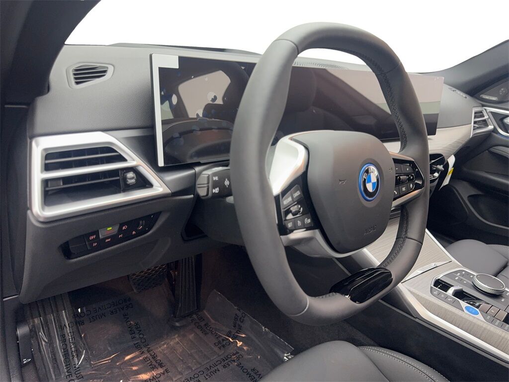 2025 BMW i4 eDrive40 NAV,CAM,SUNROOF,HTD STS,BLIND SPOT,18&quot; WL Irving TX