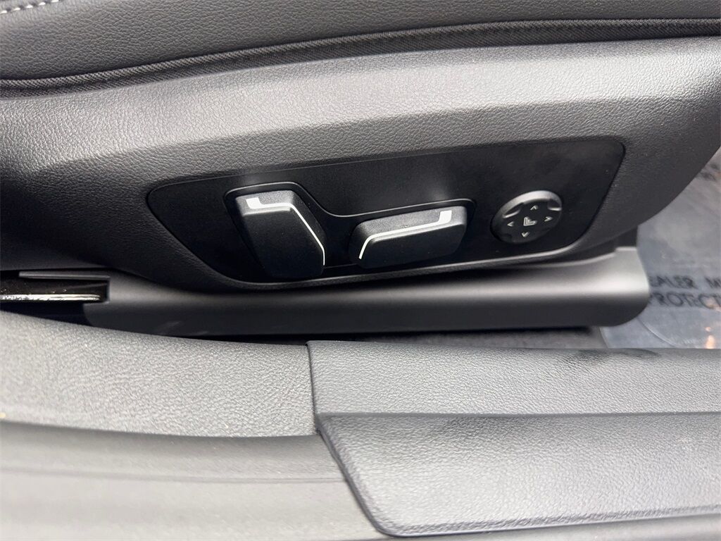 2025 BMW i4 eDrive40 NAV,CAM,SUNROOF,HTD STS,BLIND SPOT,18&quot; WL Irving TX