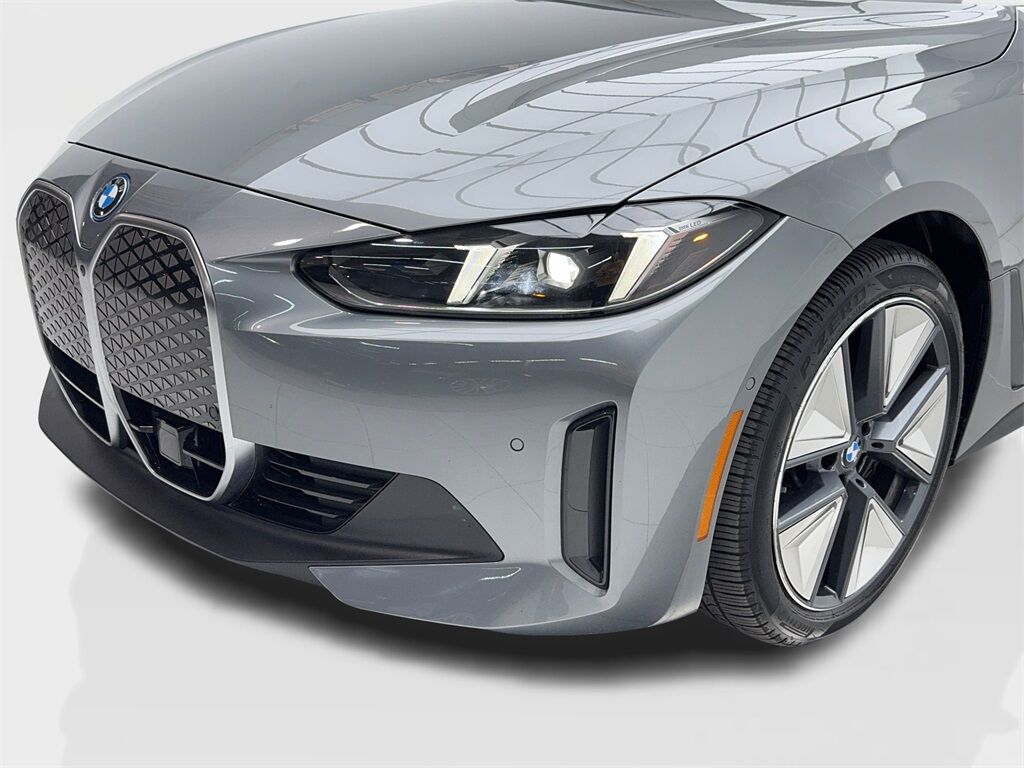 2025 BMW i4 eDrive40 NAV,CAM,SUNROOF,HTD STS,BLIND SPOT,HEADS- Plano TX
