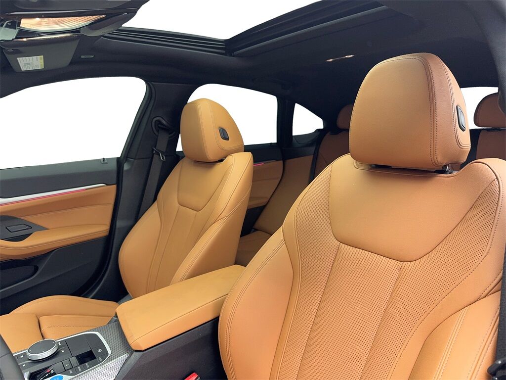 2025 BMW i4 eDrive40 NAV,CAM,SUNROOF,HTD STS,BLIND SPOT,HEADS- Plano TX