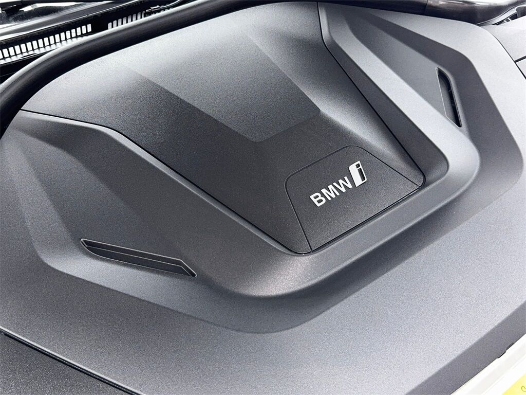 2025 BMW i4 eDrive40 NAV,CAM,SUNROOF,HTD STS,BLIND SPOT,HEADS- Plano TX