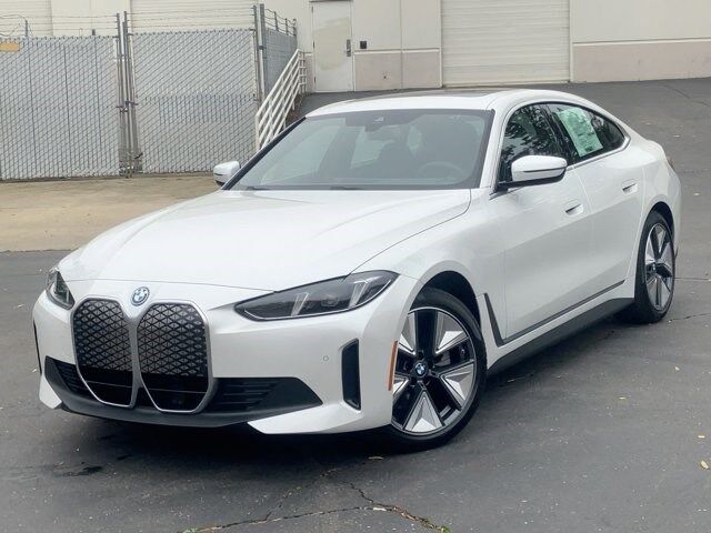 2025 BMW i4 eDrive40