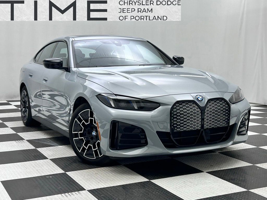 2025 BMW i4 xDrive40