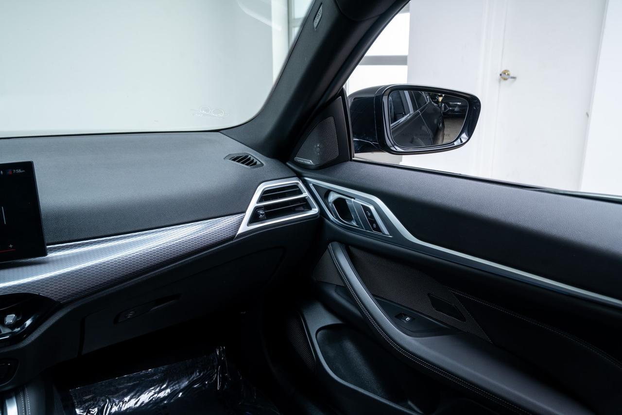 2025 BMW i4 xDrive40 Premium Package M Sport Package  Head Up Display Portland OR