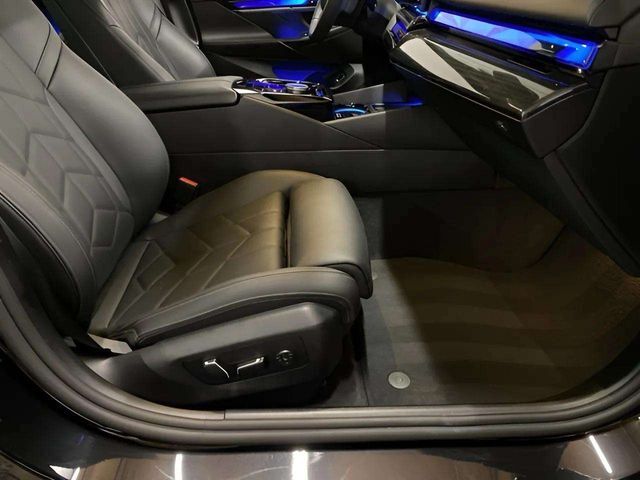 2025 BMW i5 eDrive40 Dallas TX