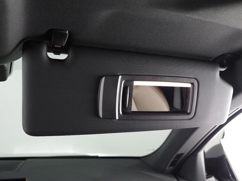 2025 BMW i5 eDrive40 Sedan *M SPORT PKG, DRIVING ASSIST PRO PKG, HEADS-UP DISPLAY, NAVIGATION, ADAPTIVE CRUISE, SAFETY ALERTS, MOONROOF, HEATED SEATS/STEERING, FULL LED LIGHTS, 20 INCH WHEELS, BOWERS & WILKINS, ANDROID & APPLE Round Rock TX